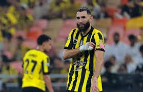 麻了！鹈鹕速度交易锡安！NBA第一脆皮球星……