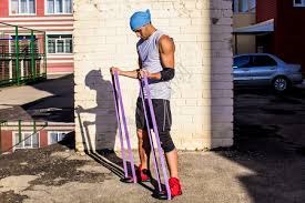 F1：周冠宇凯迪拉克车队储备车手