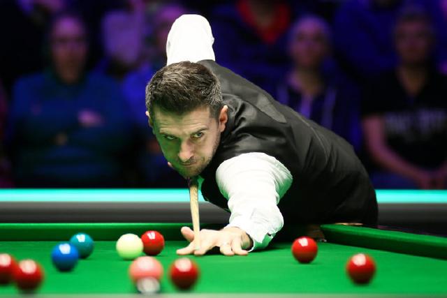 一个充满活 一个充满活