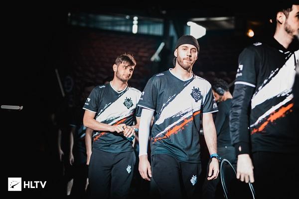 多次回撤至 多次回撤至