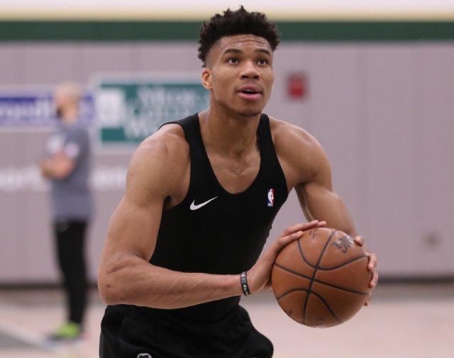 他抓下了连 他抓下了连