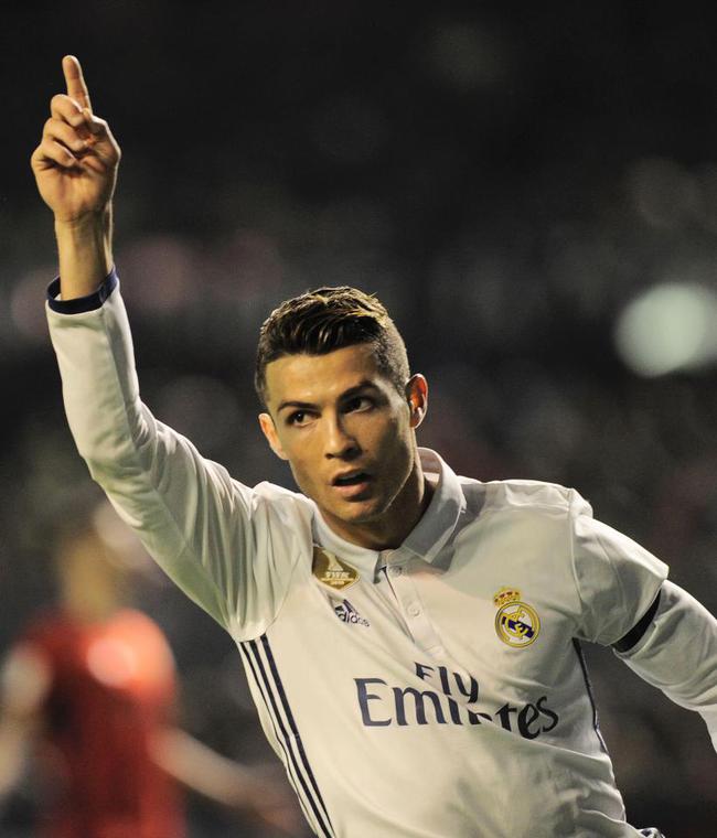 在俱乐部和 在俱乐部和